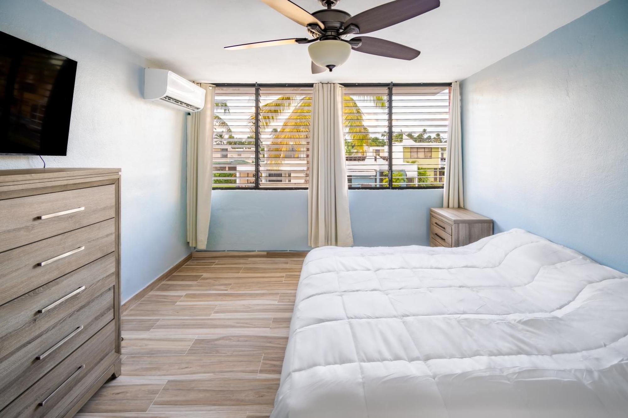Blue Water Beach Villa Luquillo Eksteriør billede